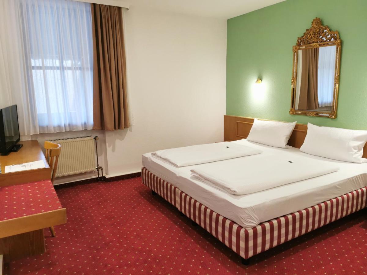 Landhotel Oelmuehle Mombris Ngoại thất bức ảnh