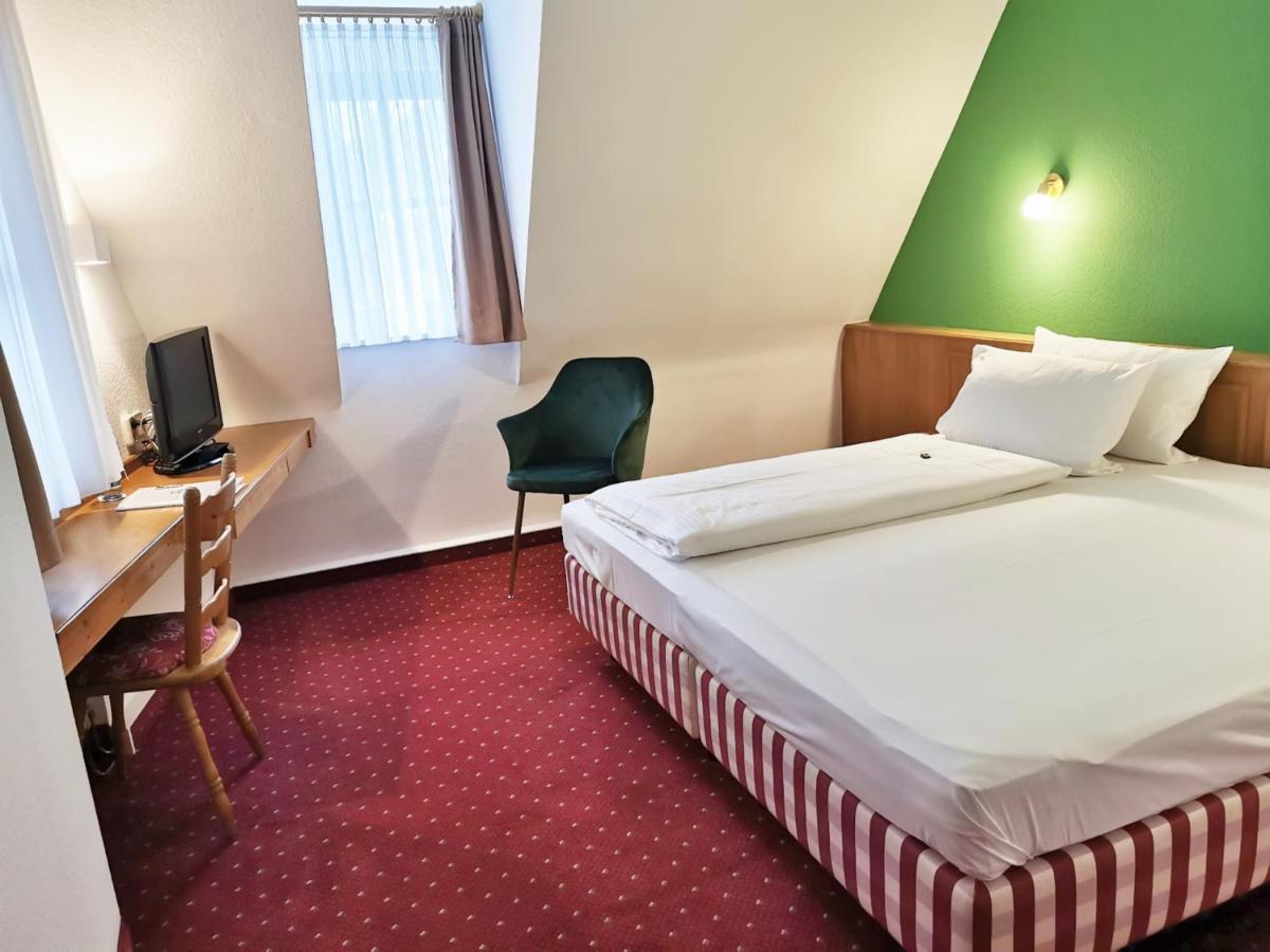 Landhotel Oelmuehle Mombris Ngoại thất bức ảnh