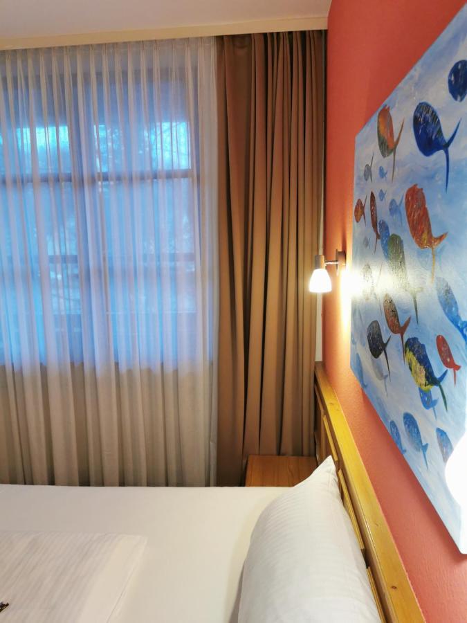 Landhotel Oelmuehle Mombris Ngoại thất bức ảnh