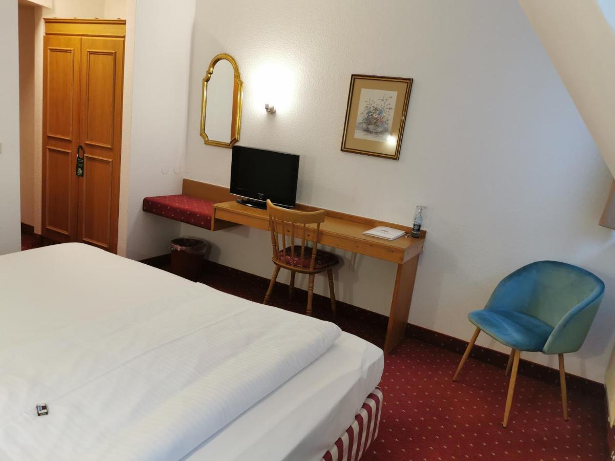 Landhotel Oelmuehle Mombris Ngoại thất bức ảnh