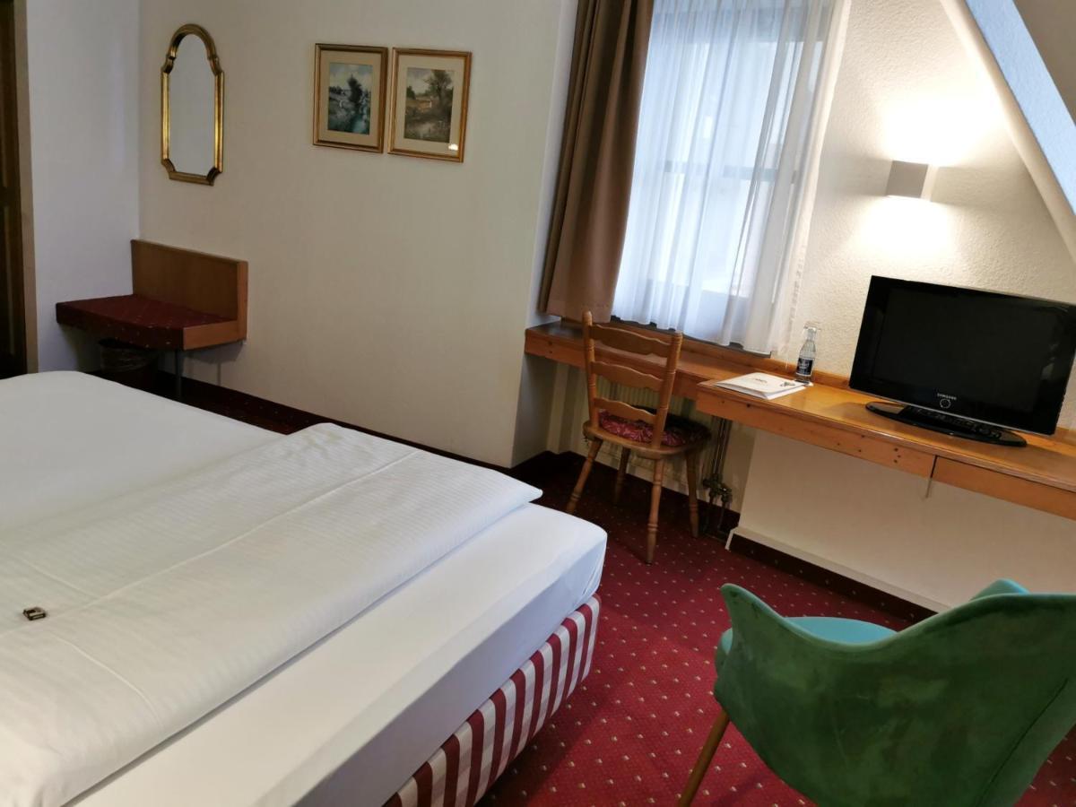 Landhotel Oelmuehle Mombris Ngoại thất bức ảnh