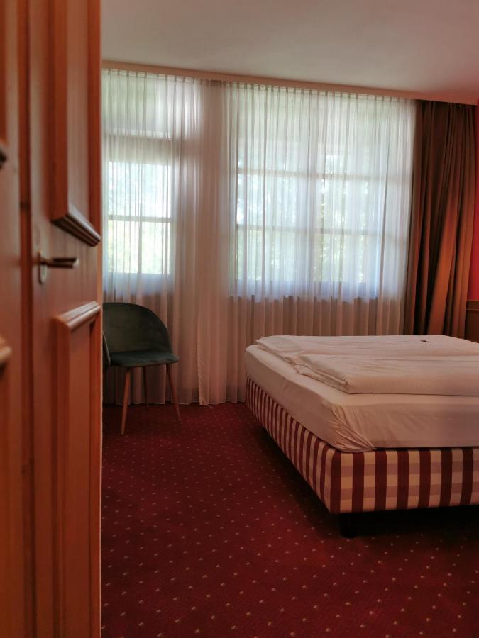 Landhotel Oelmuehle Mombris Ngoại thất bức ảnh
