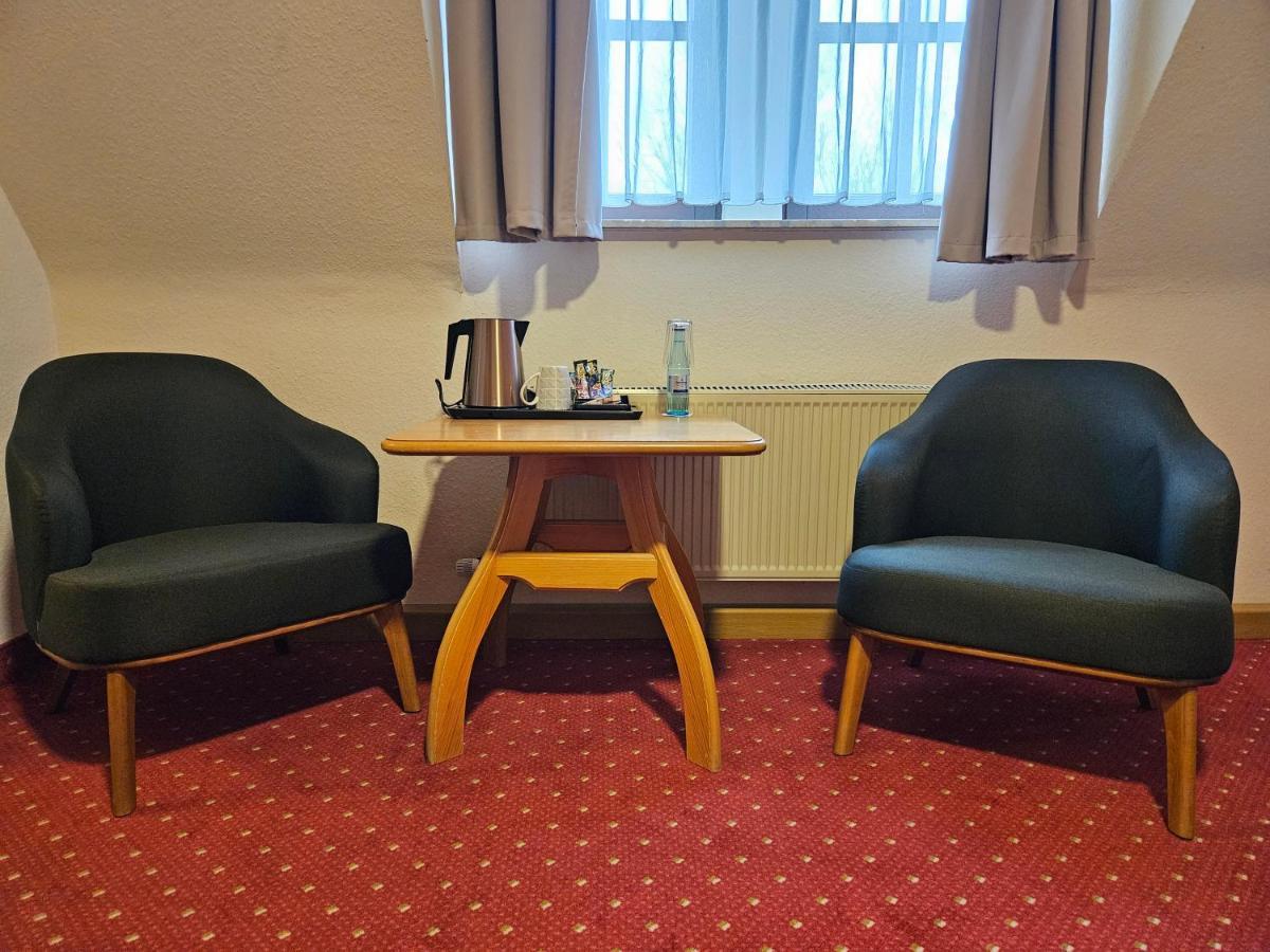 Landhotel Oelmuehle Mombris Ngoại thất bức ảnh