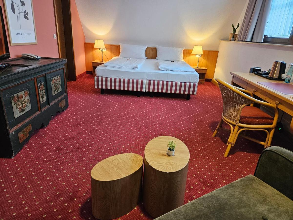 Landhotel Oelmuehle Mombris Ngoại thất bức ảnh